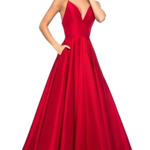 Same as pictures but in turquoise/green color size 6